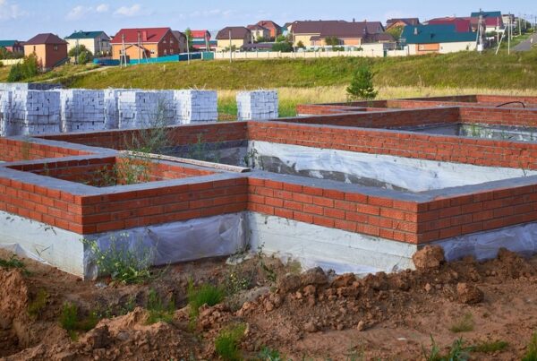 Dlaczego warto budować dom etapami? - 1